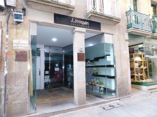 Local comercial en alquiler en Pontevedra, Pontevedra photo 0