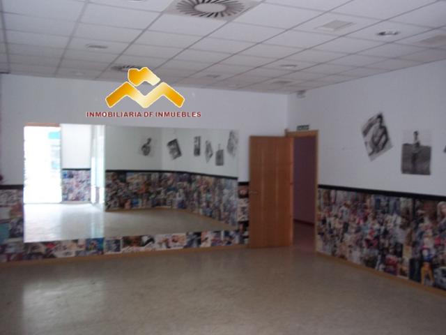Local comercial en alquiler en Alcalá de Guadaira, Zona Centro photo 0