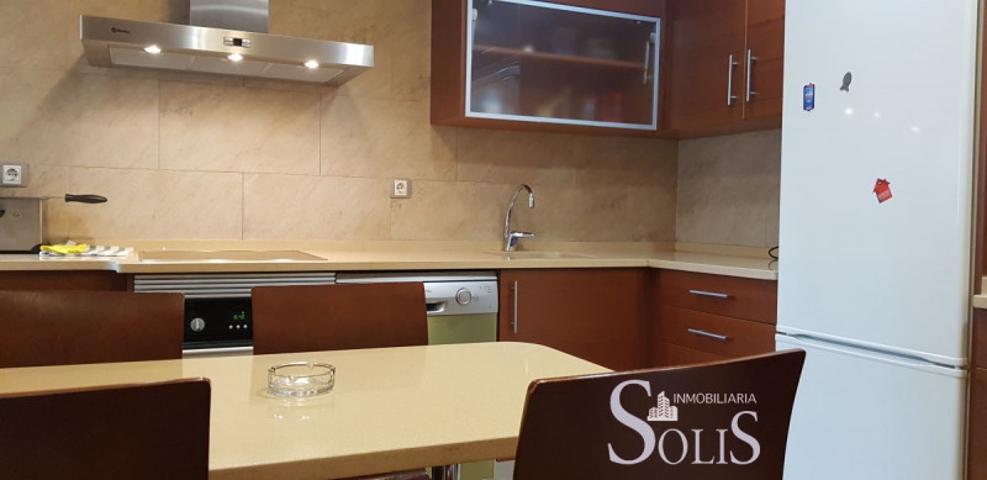 Piso en alquiler en Oviedo, Plaza La Paz photo 0