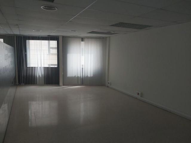 Oficina en alquiler en Lleida, Centro Historico photo 0