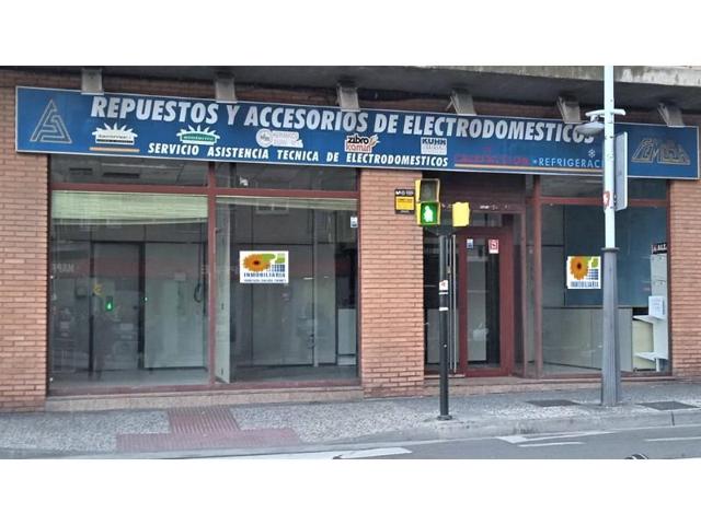Local comercial en alquiler en Zaragoza, San José photo 0