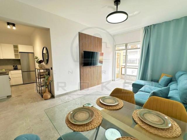 Apartamento en alquiler en Puerto de la Cruz photo 0