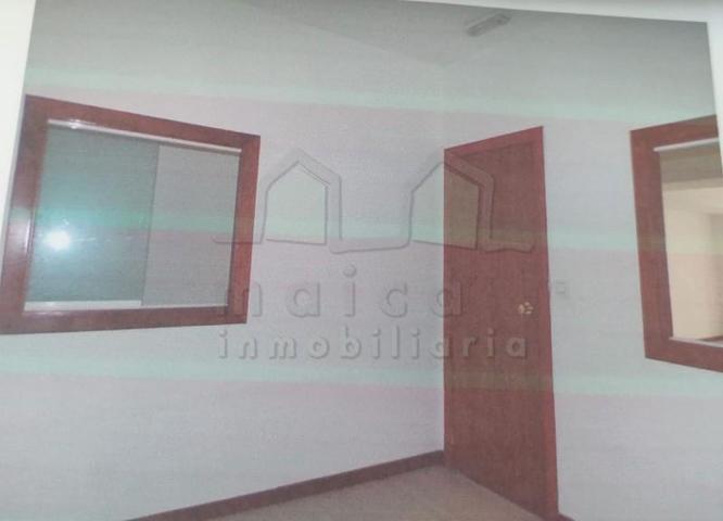 Local comercial en alquiler en Vigo, Garcia Barbon photo 0