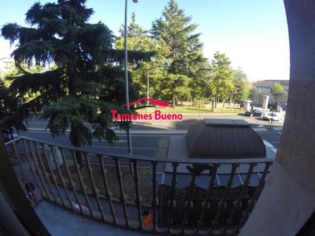 Piso en alquiler en Salamanca, Paseo San Vicente photo 0
