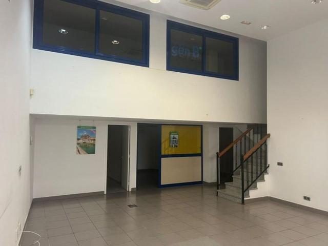 Local comercial en alquiler en Arrecife, La Vega photo 0