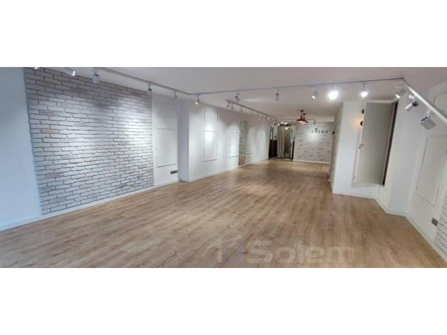 Local comercial en alquiler en Narón photo 0