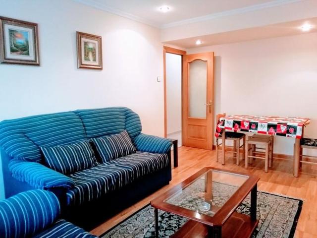 Piso en alquiler en Oviedo, Santo Domingo photo 0