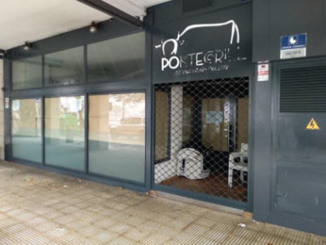 Local comercial en alquiler en Pontevedra, Pontevedra photo 0