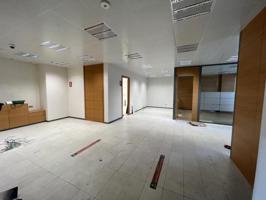 Local comercial en alquiler en Granada, NORTE photo 0