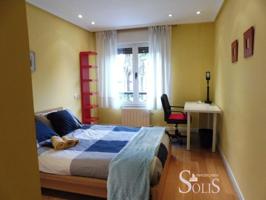 Piso en alquiler en Oviedo, Centro - Auditorio photo 0