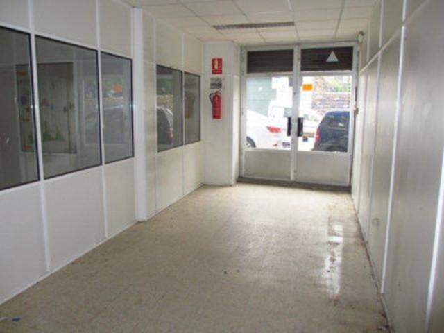 Local comercial en alquiler en Santiago de Compostela, Campus Norte photo 0