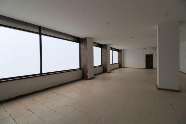 Local comercial en alquiler en Oviedo, Centro photo 0