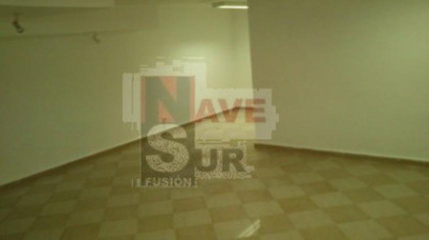 Local comercial en alquiler en Huelva, Huelva photo 0