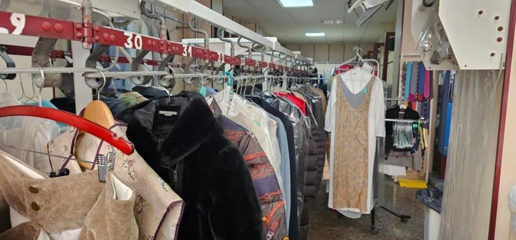 Local comercial en alquiler en Valencia, Valencia photo 0