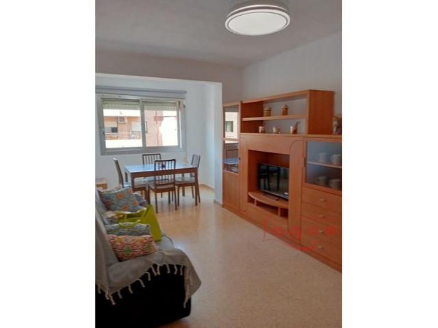 Piso en alquiler en Valencia photo 0