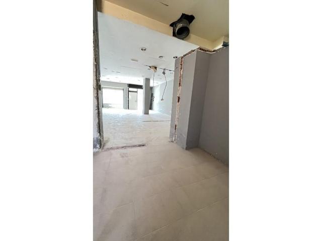 Local comercial en alquiler en Villanueva de la Cañada photo 0