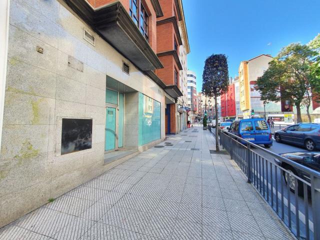 Local comercial en alquiler en Oviedo, Pumarin photo 0