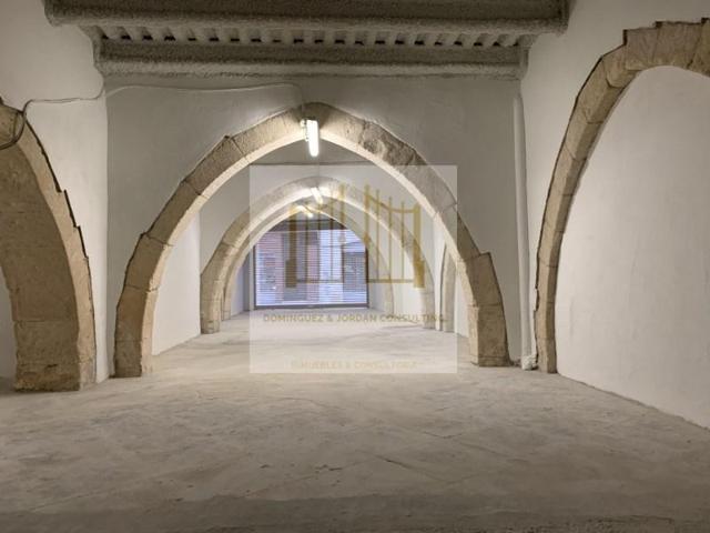 Local comercial en alquiler en Vilafranca del Penedès photo 0