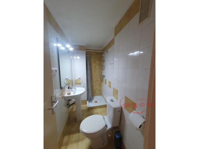 Piso en alquiler en Valencia photo 0