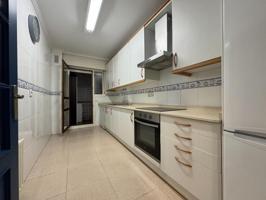 Piso en alquiler en Sopelana, Metro larrabasterra photo 0