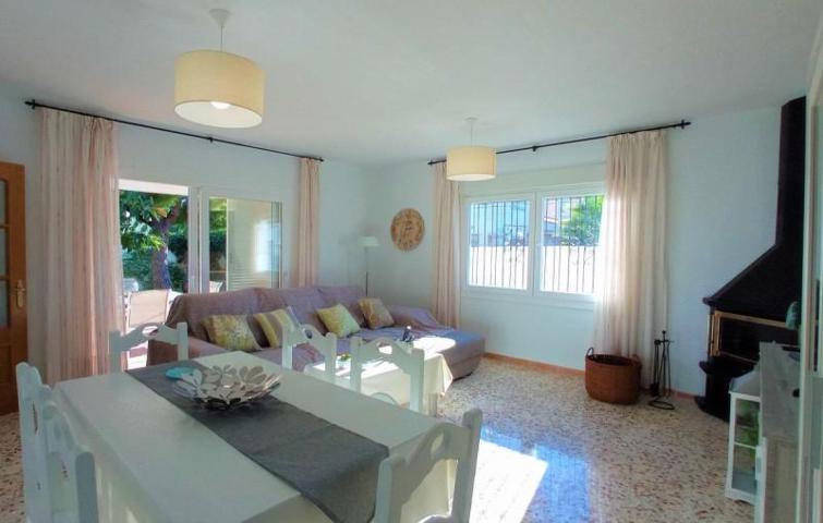 Chalet en alquiler en Vinaròs, Costa Norte - Barbiguera photo 0