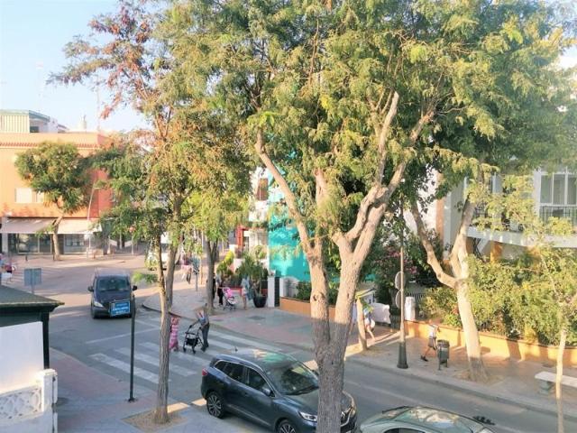 Casa en alquiler en Chipiona, Centro photo 0