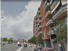 Local comercial en alquiler en Sabadell, Gracia photo 0