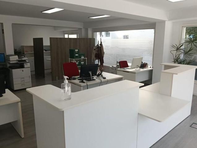 Local comercial en alquiler en Pontevedra, Pontevedra photo 0