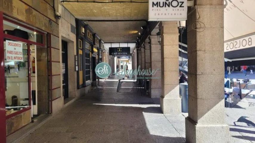 Local comercial en alquiler en Segovia, Centro - Acueducto photo 0