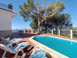 Chalet en alquiler en Arenas photo 0