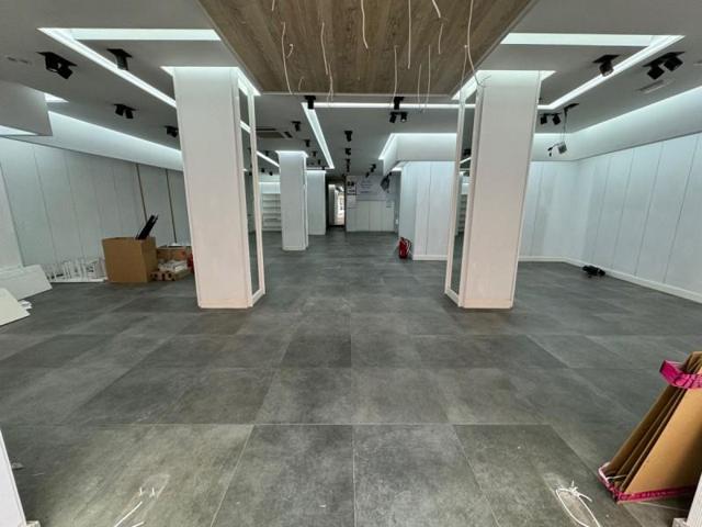 Local comercial en alquiler en Almendralejo, Centro - Zona Comercial photo 0