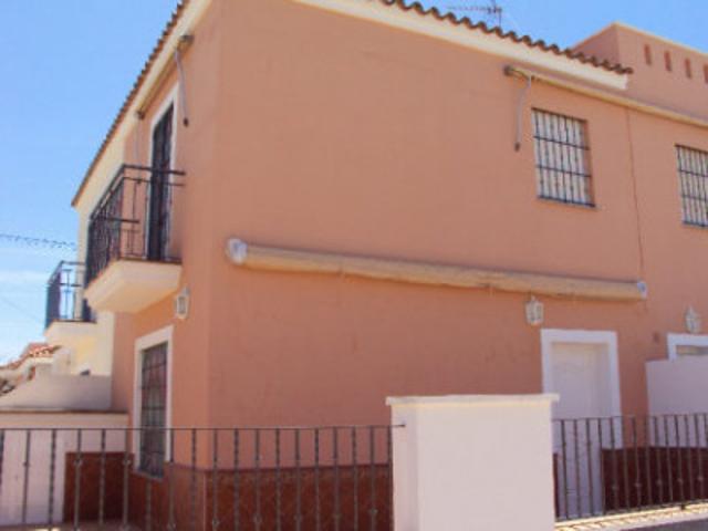 Adosada en alquiler en Chipiona, Regla photo 0