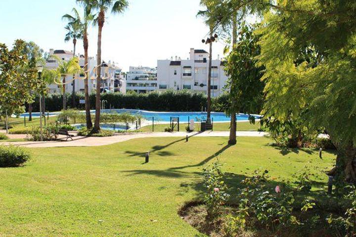 Apartamento en alquiler en Marbella, Puerto Banus photo 0
