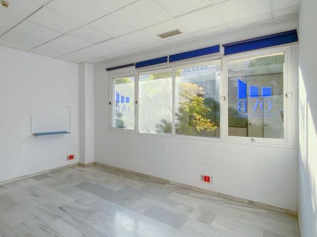 Oficina en alquiler en Sevilla, Nervion - Corte Ingles photo 0