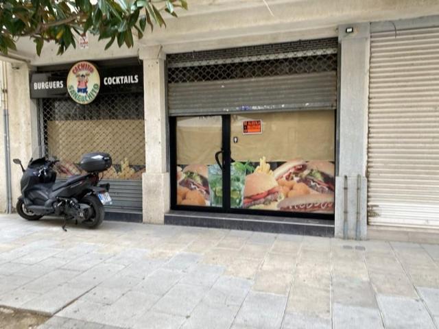 Local comercial en alquiler en Cambrils, Puerto photo 0