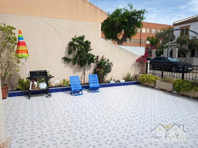 Casa en alquiler en Los Alcázares photo 0