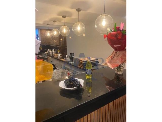 Local comercial en alquiler en Barcelona photo 0