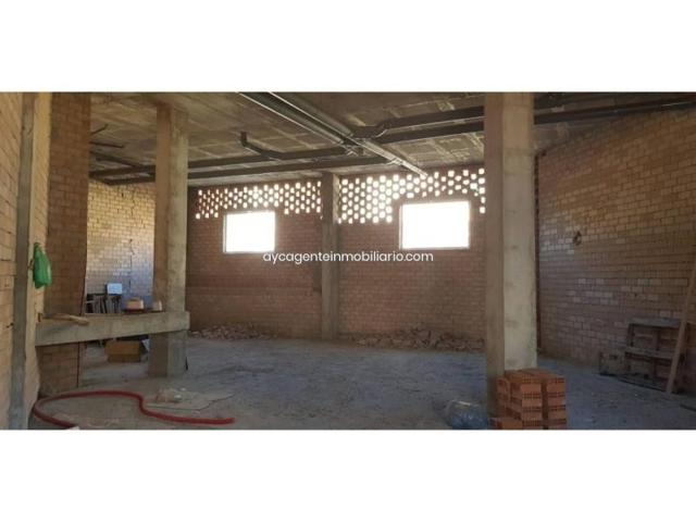 Local comercial en alquiler en Estepona, Estepona photo 0