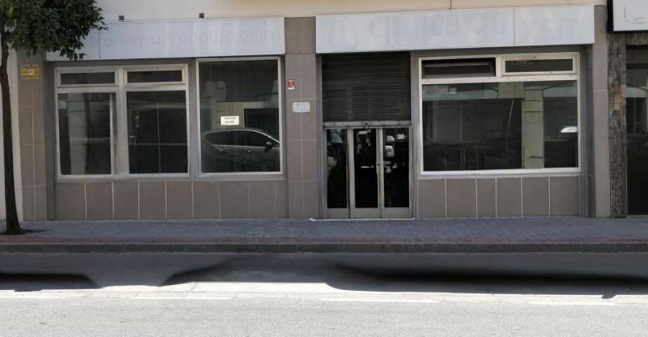 Local comercial en alquiler en Dos Hermanas, Dos Hermanas photo 0