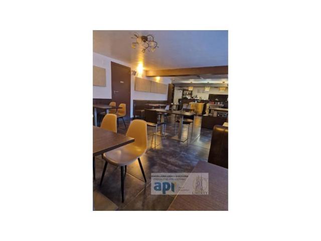 Local comercial en alquiler en Barcelona photo 0