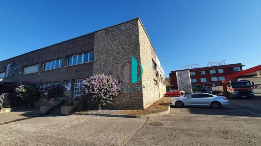 Nave industrial en alquiler en Logroño, Pol. Cantabria photo 0