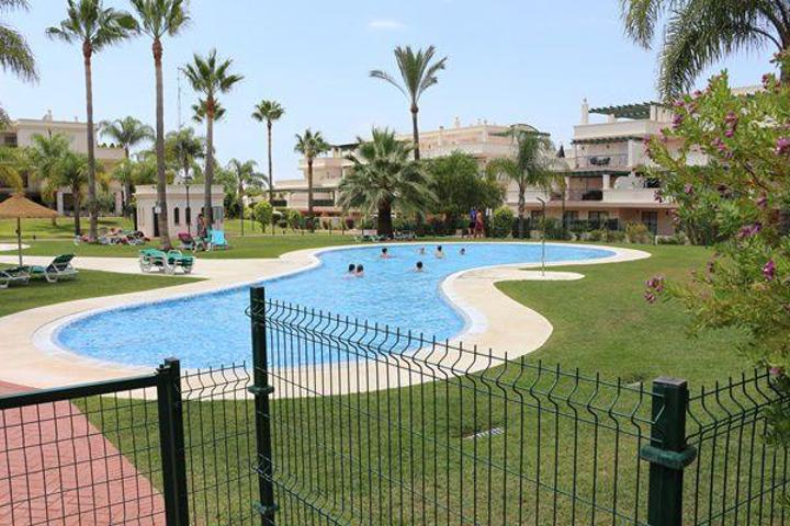 Apartamento en alquiler en Marbella, Puerto Banus photo 0