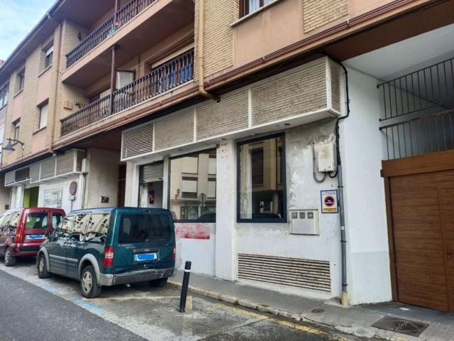 Local comercial en alquiler en Llanes, Llanes photo 0