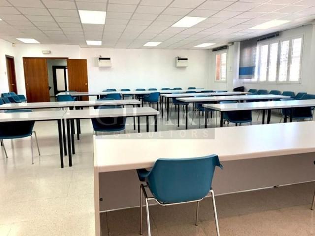 Oficina en alquiler en Lleida photo 0