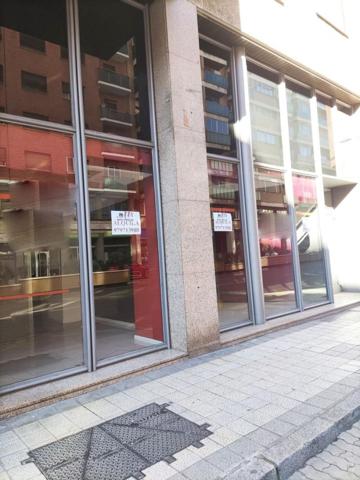 Local comercial en alquiler en Palencia, Avda. Modesto Lafuente photo 0