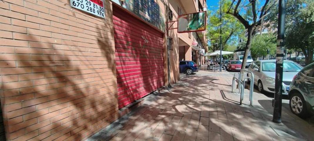 Local comercial en alquiler en Alicante, Altozano photo 0