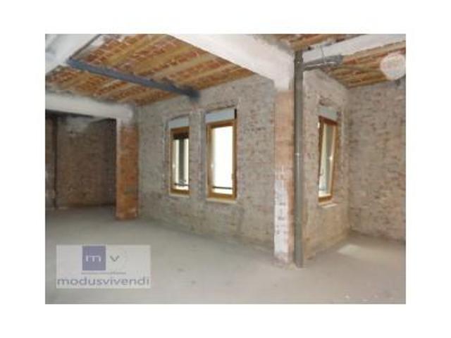 Local comercial en alquiler en León photo 0