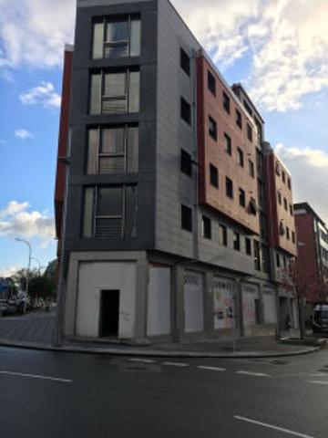 Local comercial en alquiler en Pontevedra, Pontevedra photo 0