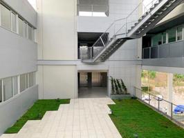 Nave industrial en alquiler en Viladecans photo 0