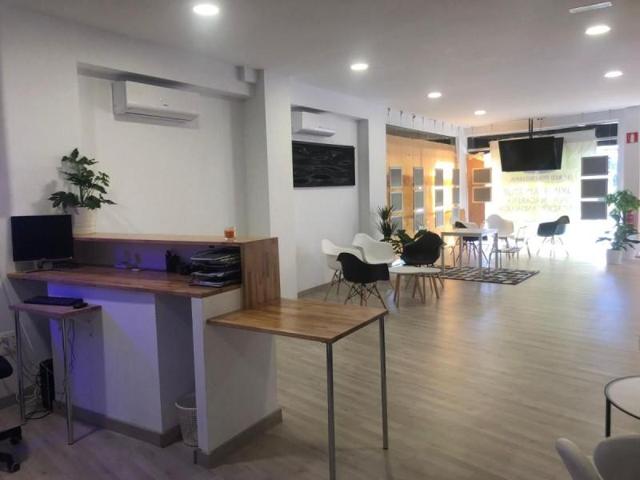 Local comercial en alquiler en Sevilla, Macarena photo 0